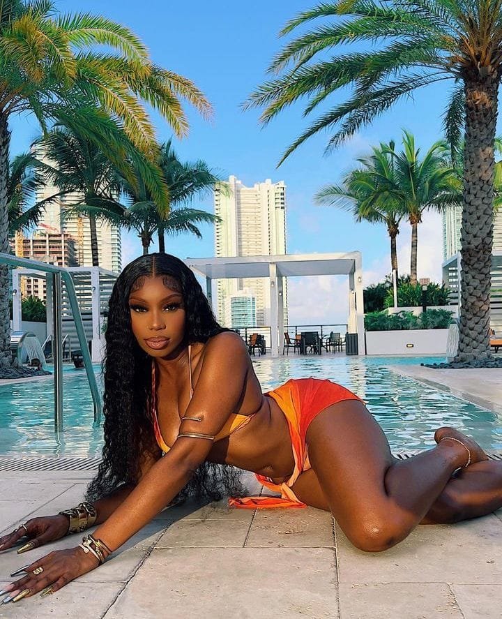 Rozpalająca kusicielka