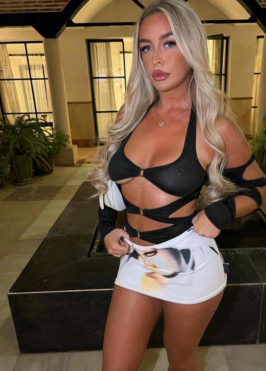 Zmysłowa dziewczyna