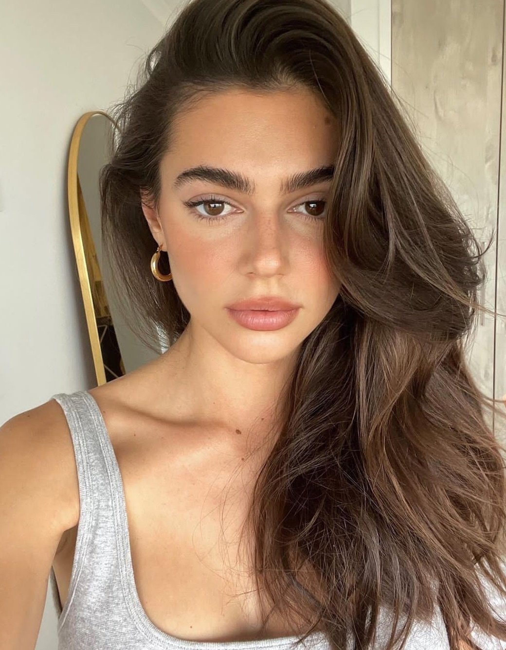 Pociągająca modelka