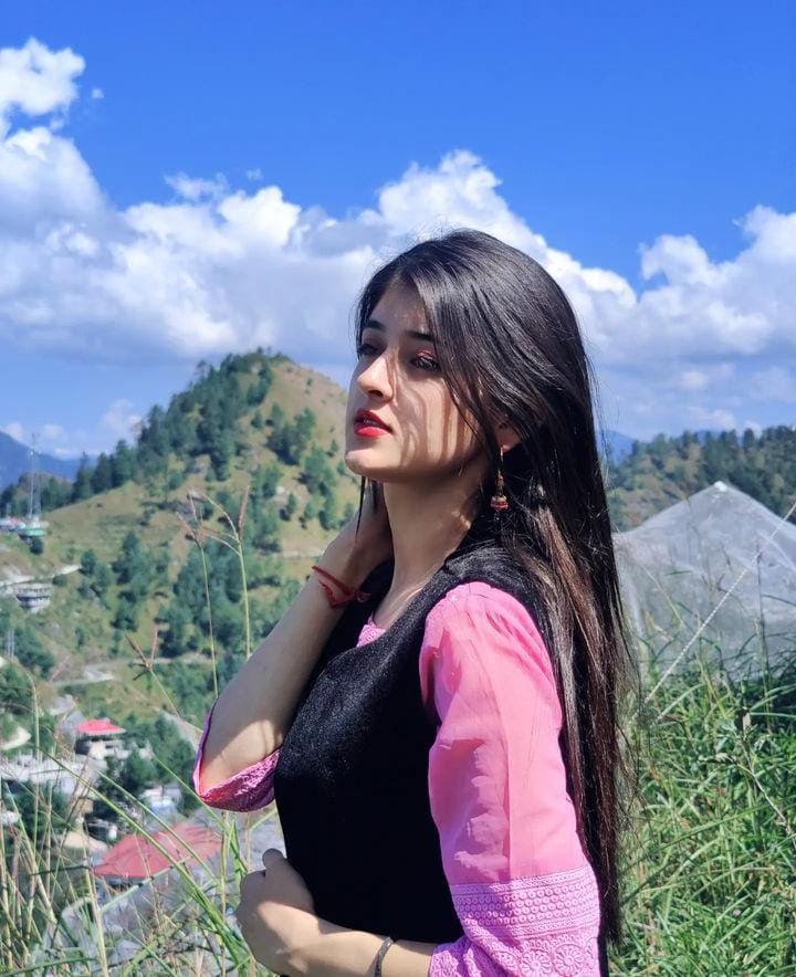 Rozpalająca nieznajoma