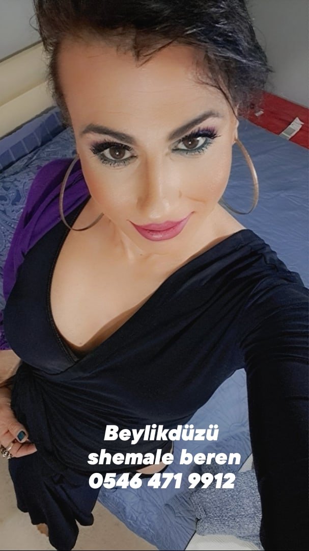 Czarująca nieznajoma