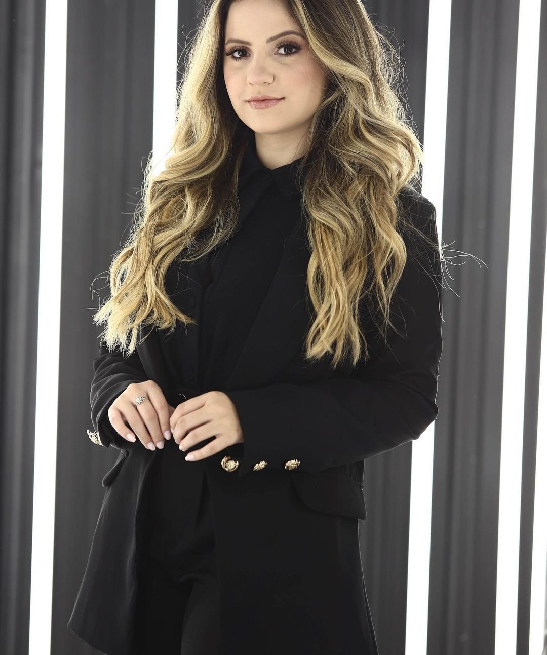 Zmysłowa dziewczyna