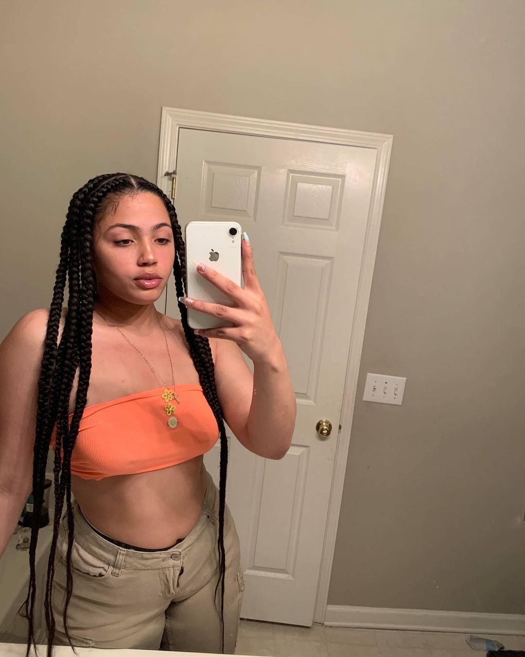 Pociągająca modelka