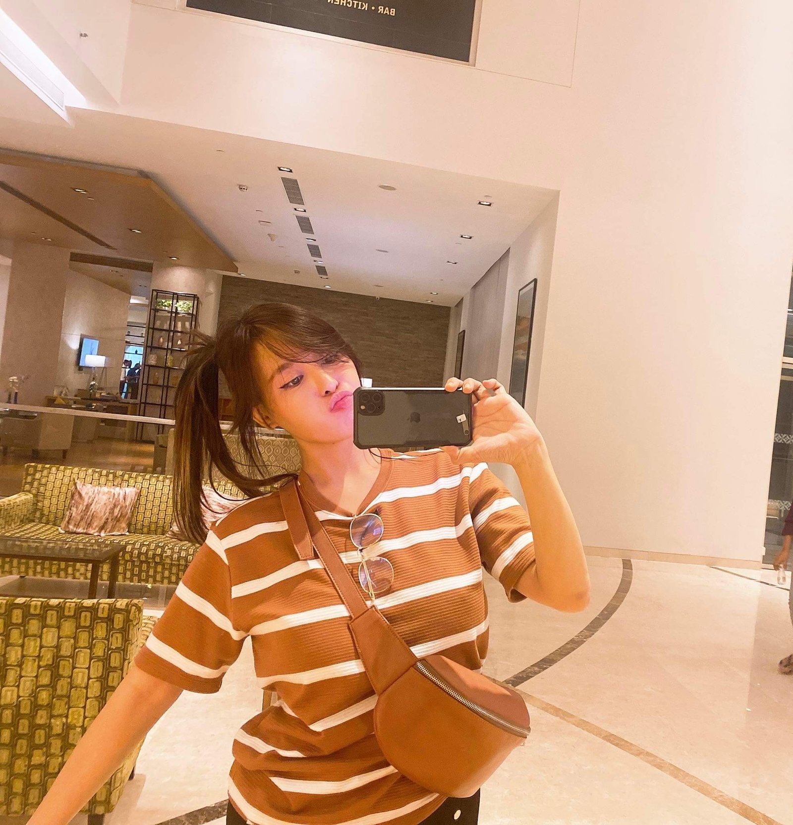 Czarująca dziewczyna