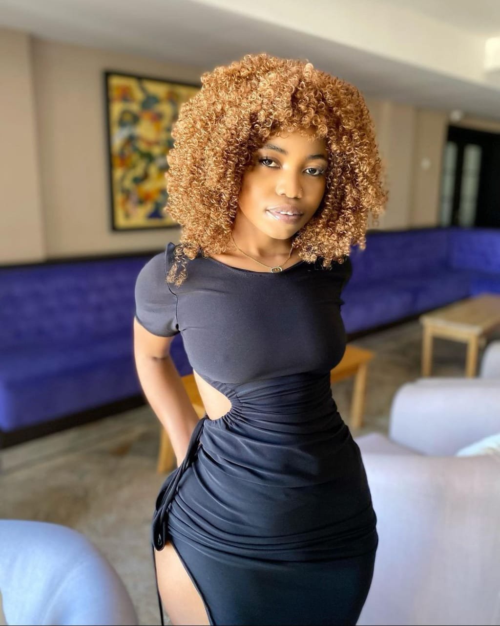 Pociągająca nieznajoma