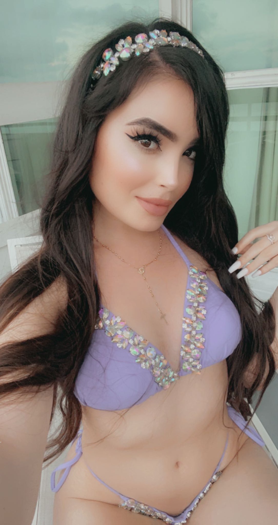 Rozpalająca nieznajoma